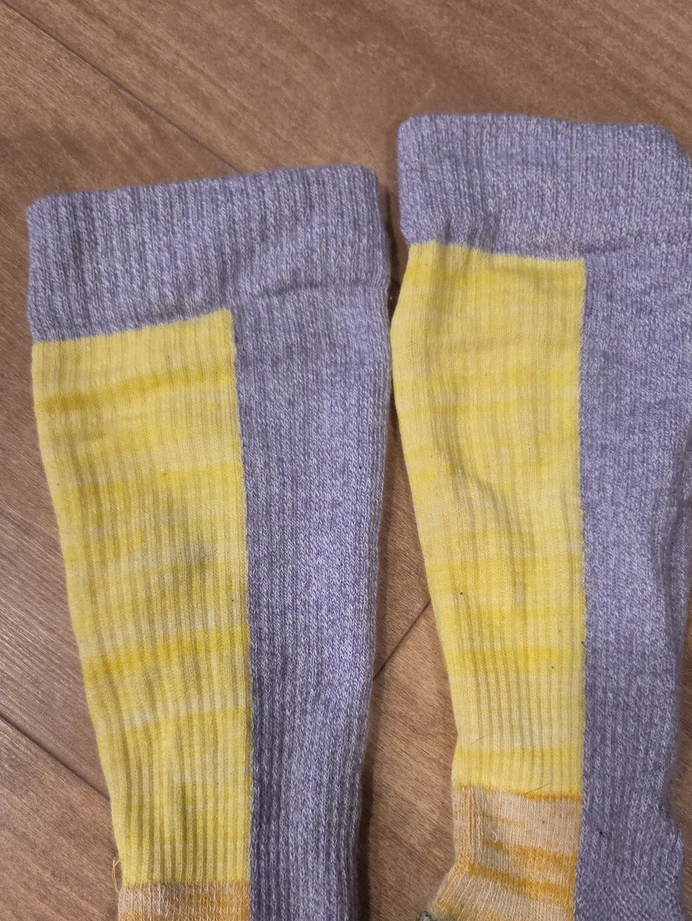 Bombas Purple And Yellow Compression Socks, Women’s Medium (8-10.5) 20-30